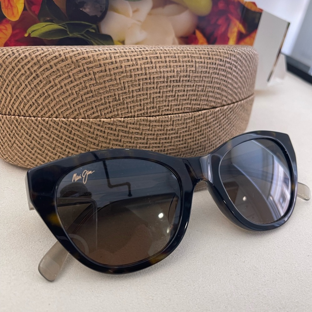 Maui Jim Capri Sunglasses Acetate Women’s New In Box